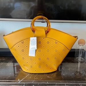 Large mustard yellow handbag